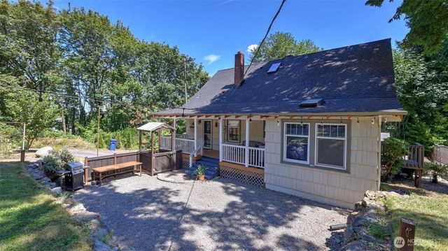 10003 15th Avenue S, Seattle, WA 98168