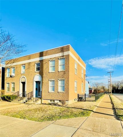 2700 Bacon Street, St Louis, MO 63106