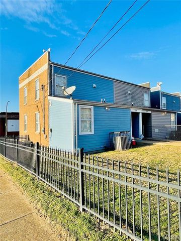 2700 Bacon Street, St Louis, MO 63106