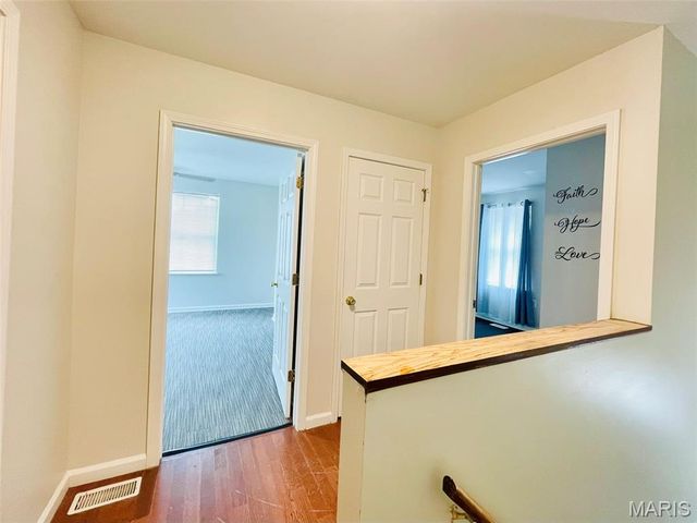 2700 Bacon Street, St Louis, MO 63106