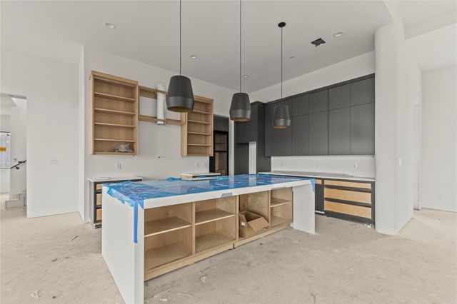8109 Kuhn DR, Austin, TX 78736