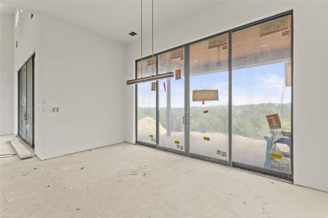 8109 Kuhn DR, Austin, TX 78736