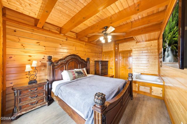 1707 High Rock Way, Sevierville, TN 37862