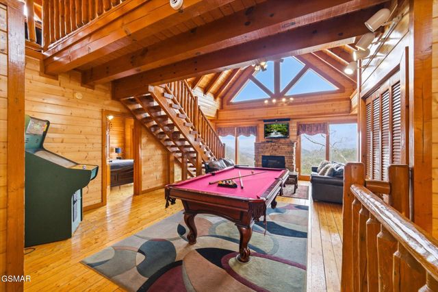 1707 High Rock Way, Sevierville, TN 37862