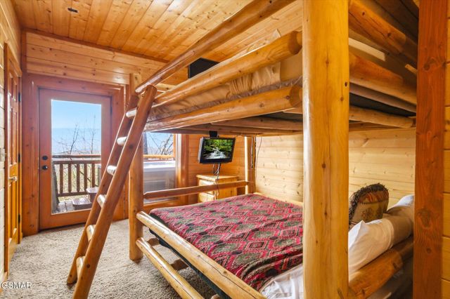 1707 High Rock Way, Sevierville, TN 37862