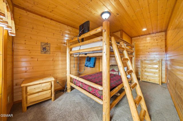 1707 High Rock Way, Sevierville, TN 37862