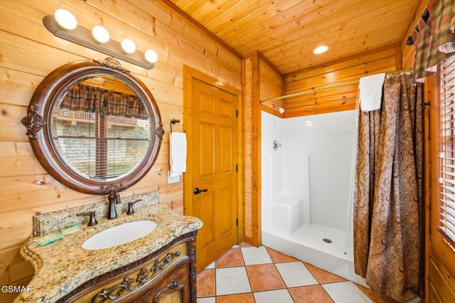 1707 High Rock Way, Sevierville, TN 37862