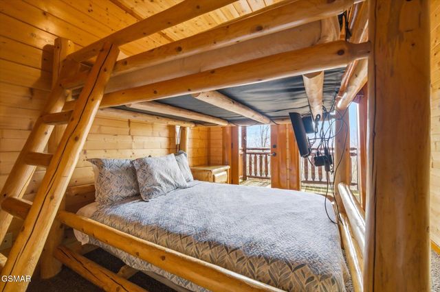 1707 High Rock Way, Sevierville, TN 37862