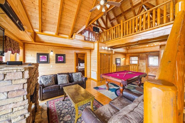 1707 High Rock Way, Sevierville, TN 37862