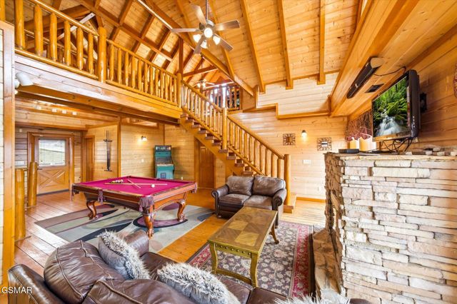 1707 High Rock Way, Sevierville, TN 37862