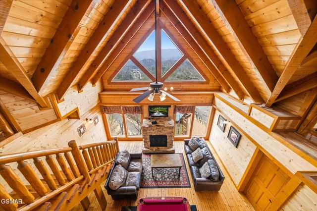 1707 High Rock Way, Sevierville, TN 37862