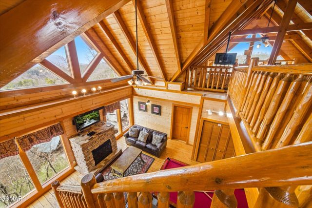 1707 High Rock Way, Sevierville, TN 37862