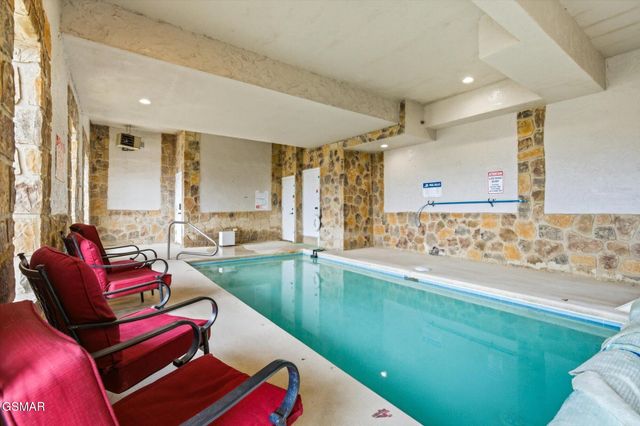 1707 High Rock Way, Sevierville, TN 37862