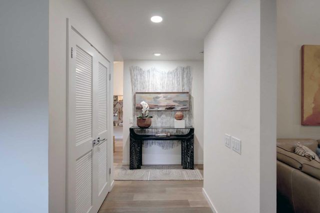 11418 Coloma Rd, Gold River, CA 95670