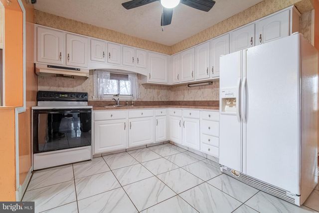 95 MASSA DR, Windsor, PA 17366