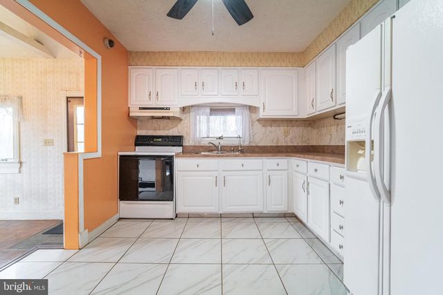 95 MASSA DR, Windsor, PA 17366