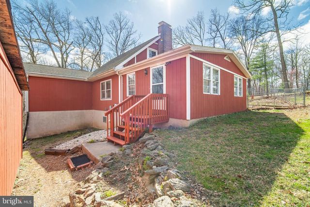 95 MASSA DR, Windsor, PA 17366