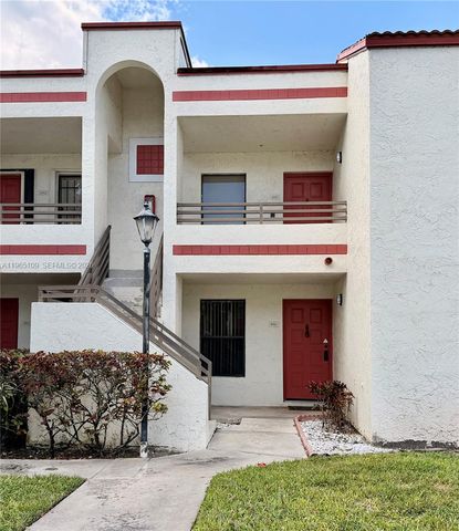 1086 N Hiatus Rd 1086, Pembroke Pines, FL 33026