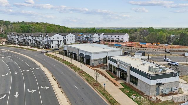 2137 Hawksworth Lane, Charlotte, NC 28262