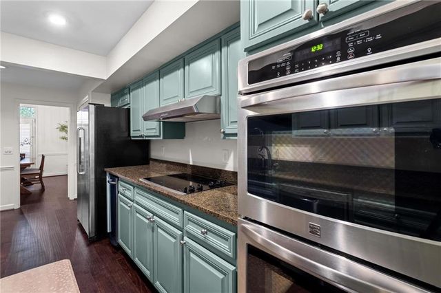 63 Willow Glen, Sandy Springs, GA 30342