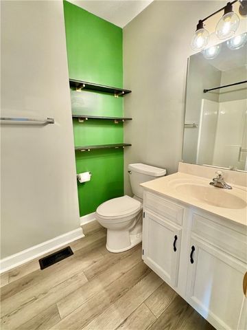 2301 Rolling Green Road, Anderson, SC 29621