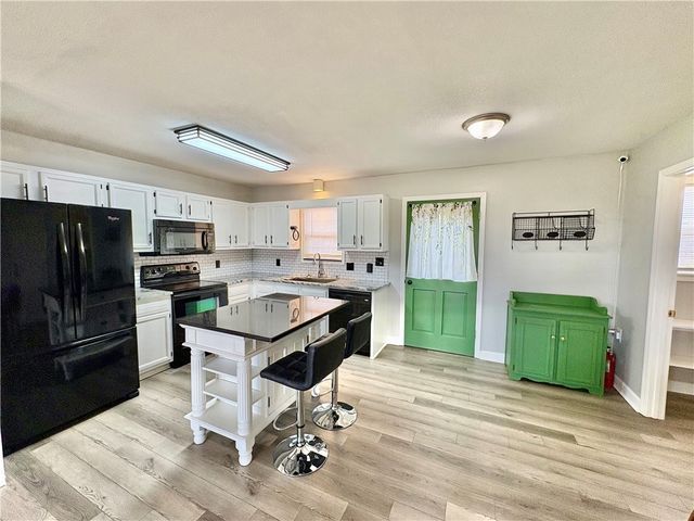 2301 Rolling Green Road, Anderson, SC 29621