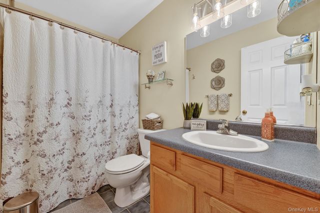 6 Rutland Lane, Newburgh, NY 12550
