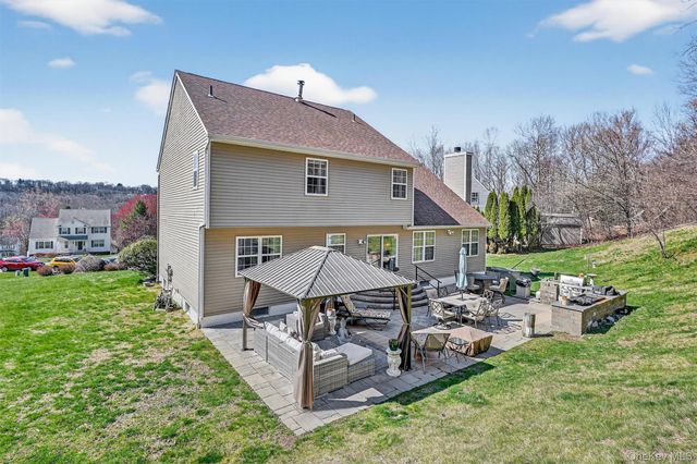 6 Rutland Lane, Newburgh, NY 12550