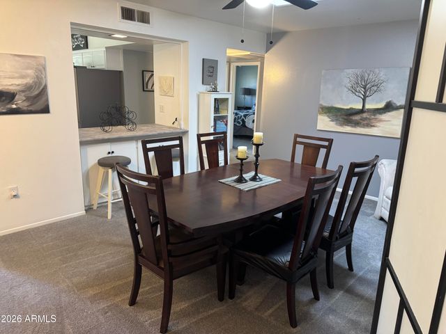 10022 W LAKEVIEW Circle N, Sun City, AZ 85351