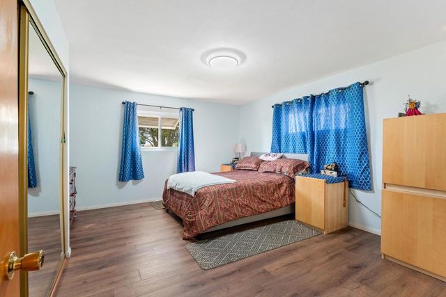 381 Olympia Way, Hemet, CA 92543