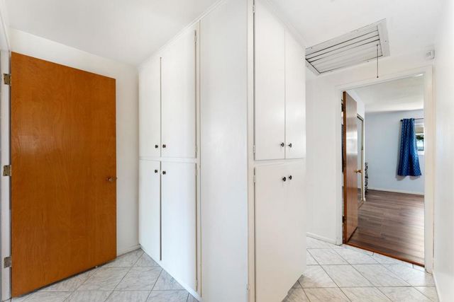 381 Olympia Way, Hemet, CA 92543