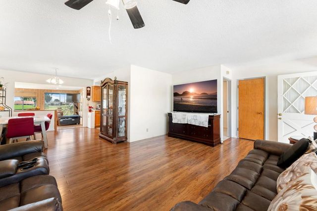 381 Olympia Way, Hemet, CA 92543