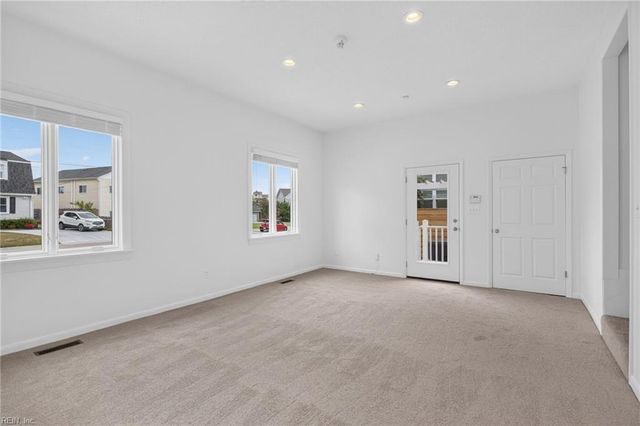 414 Pinewood DR, Virginia Beach, VA 23451