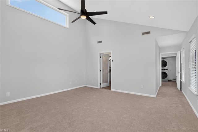 414 Pinewood DR, Virginia Beach, VA 23451