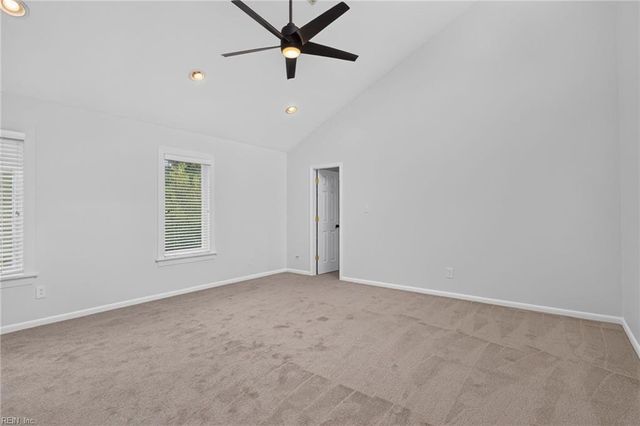 414 Pinewood DR, Virginia Beach, VA 23451