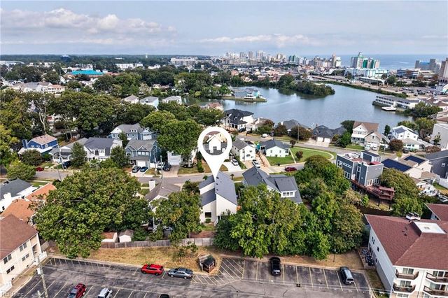 414 Pinewood DR, Virginia Beach, VA 23451