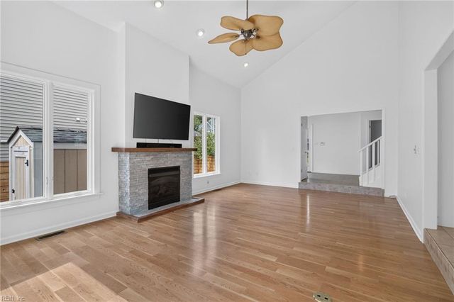 414 Pinewood DR, Virginia Beach, VA 23451