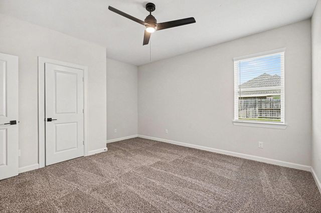 13718 Gaff Rig Drive, Texas City, TX 77539