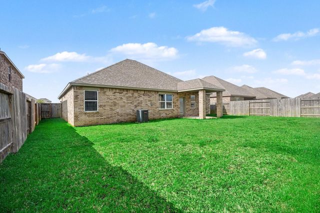 13718 Gaff Rig Drive, Texas City, TX 77539