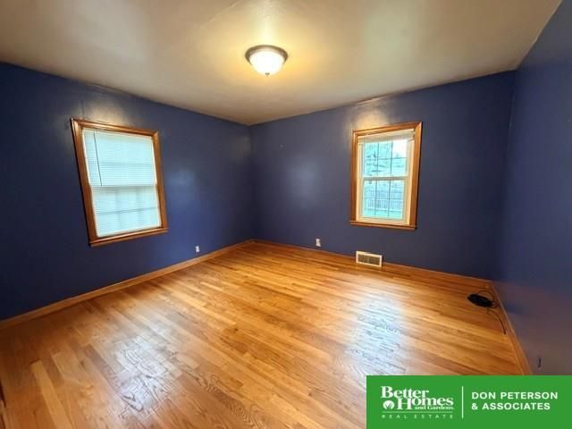 1130 E 5th Street, Fremont, NE 68025
