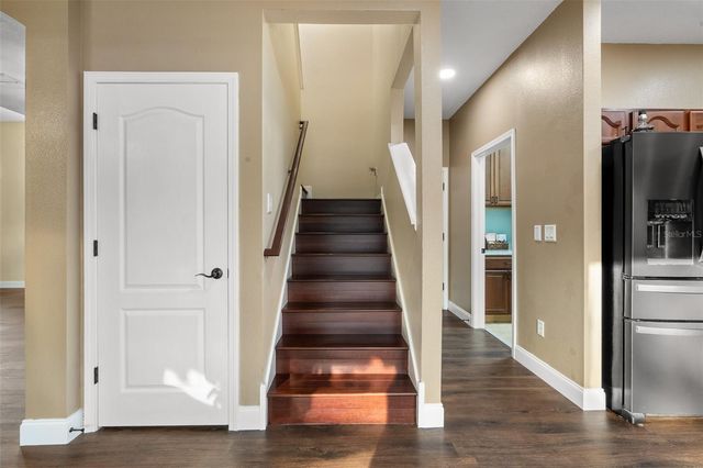 11012 OYSTER BAY CIRCLE, New Port Richey, FL 34654