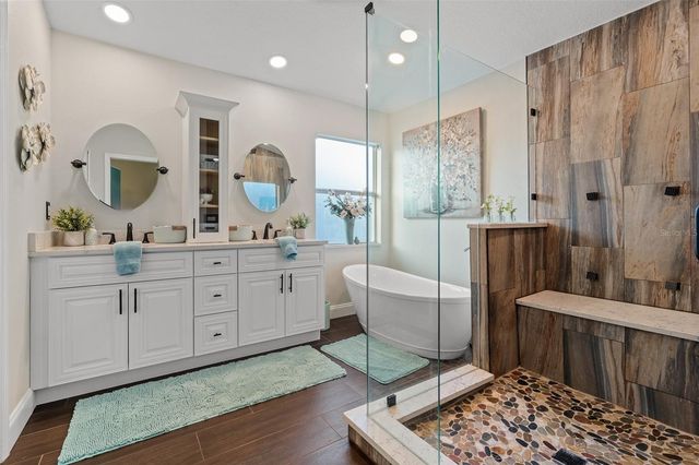 11012 OYSTER BAY CIRCLE, New Port Richey, FL 34654