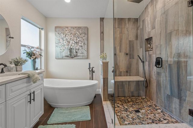 11012 OYSTER BAY CIRCLE, New Port Richey, FL 34654