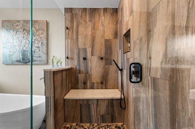 11012 OYSTER BAY CIRCLE, New Port Richey, FL 34654