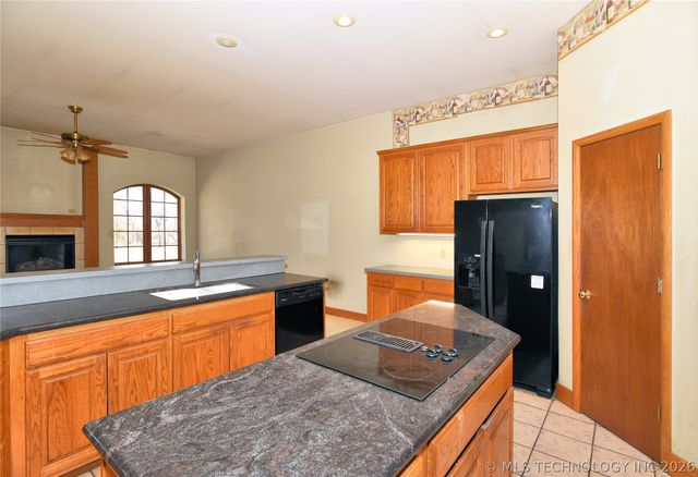 9311 E 16th Street, Tulsa, OK 74112