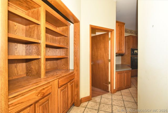 9311 E 16th Street, Tulsa, OK 74112