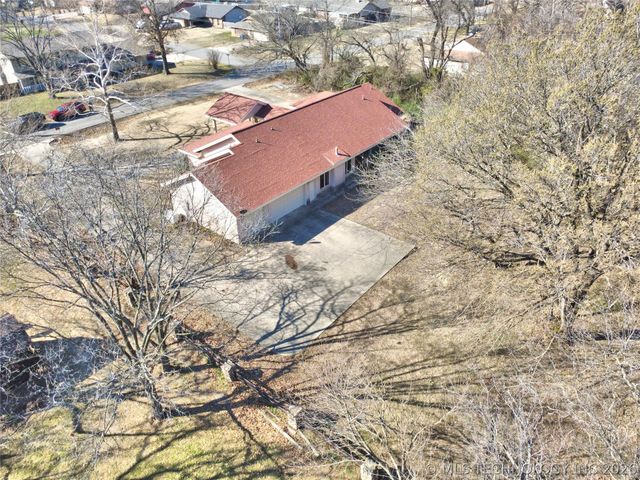 9311 E 16th Street, Tulsa, OK 74112