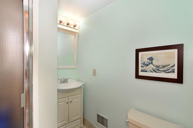 26 Sunnyside Place, Irvington, NY 10533
