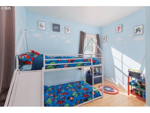 2303 LONG St, Sweet Home, OR 97386