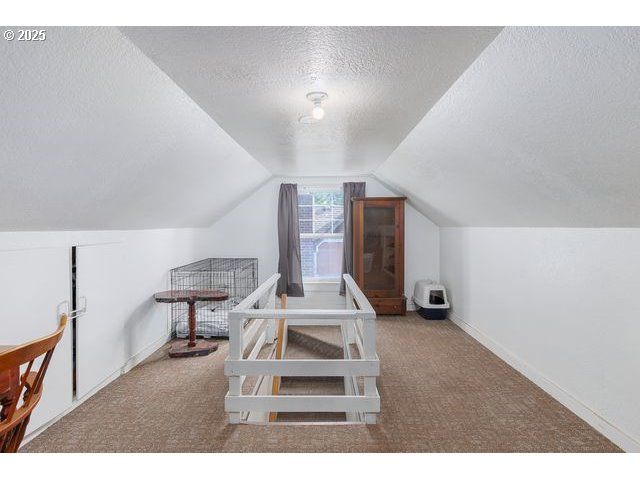 2303 LONG St, Sweet Home, OR 97386